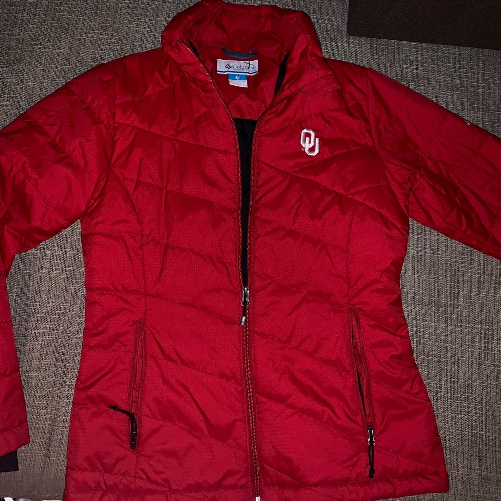 Womens Columbia Oklahoma state puffer jacket